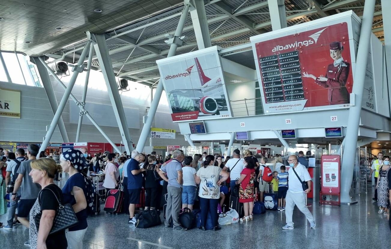 Fluks udhëtarësh nga Rinasi, INSTAT: Në tre muaj kanë udhëtuar 2 mln e 83 mijë pasagjerë